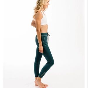 ZYIA, Like new (worn once with no signs of wear,Size XL teal zipper joggers